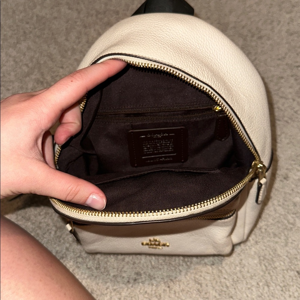 Coach Mini Charlie Backpack Cream Pebble Leather - Picture 4 of 5